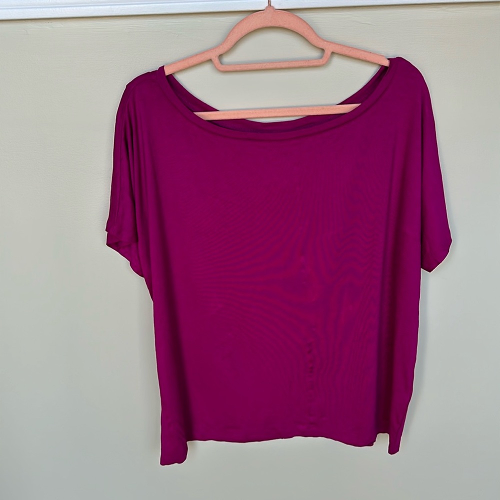 Rich magenta short sleeve shirt - Picture 2 of 4